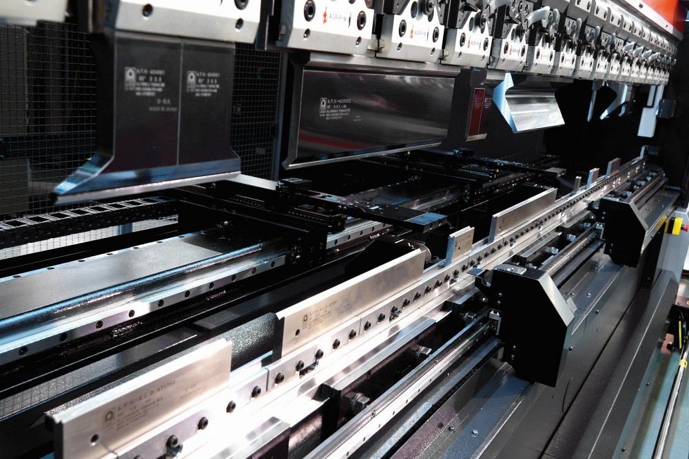 Phần mềm uốn tối đa hóa năng suất và hiệu quả uốn.