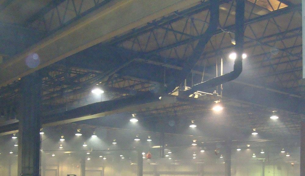 chế tạo kim loại với khói mù và khói hàn