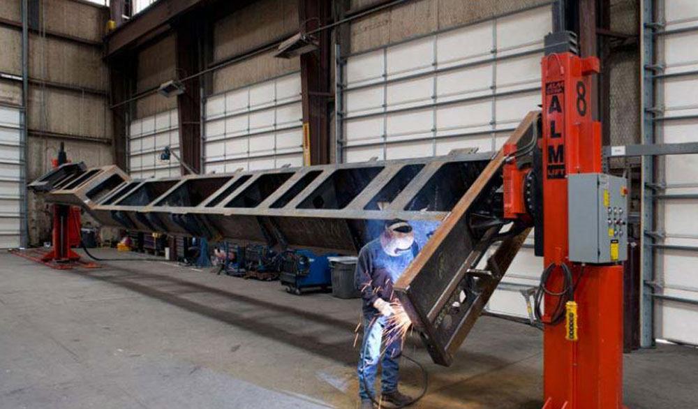 positioner positioners weld structural throughput welder while weldments tailstock headstock weldment senlisweld thefabricator energizes materials