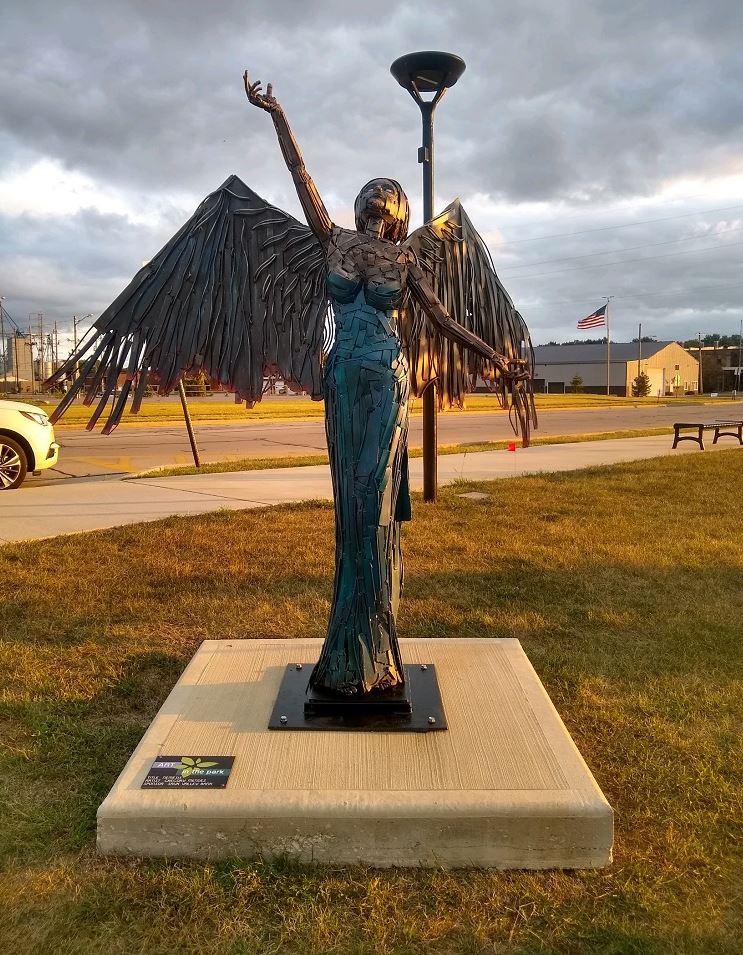 metal art sculpture in the midwest