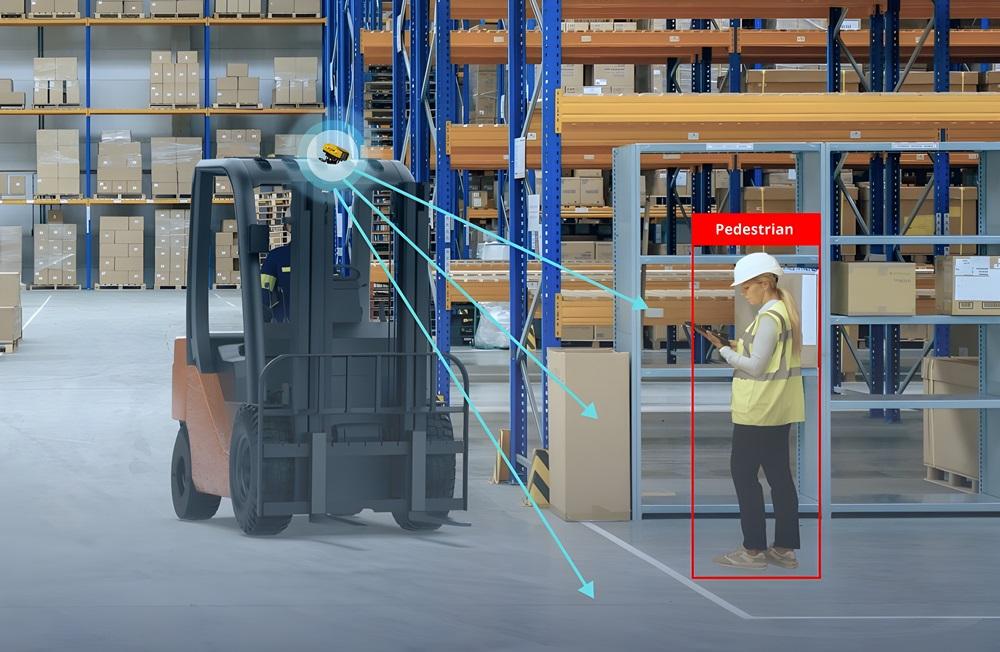 Fork truck safety and efficiency on the shop floor go hand in hand