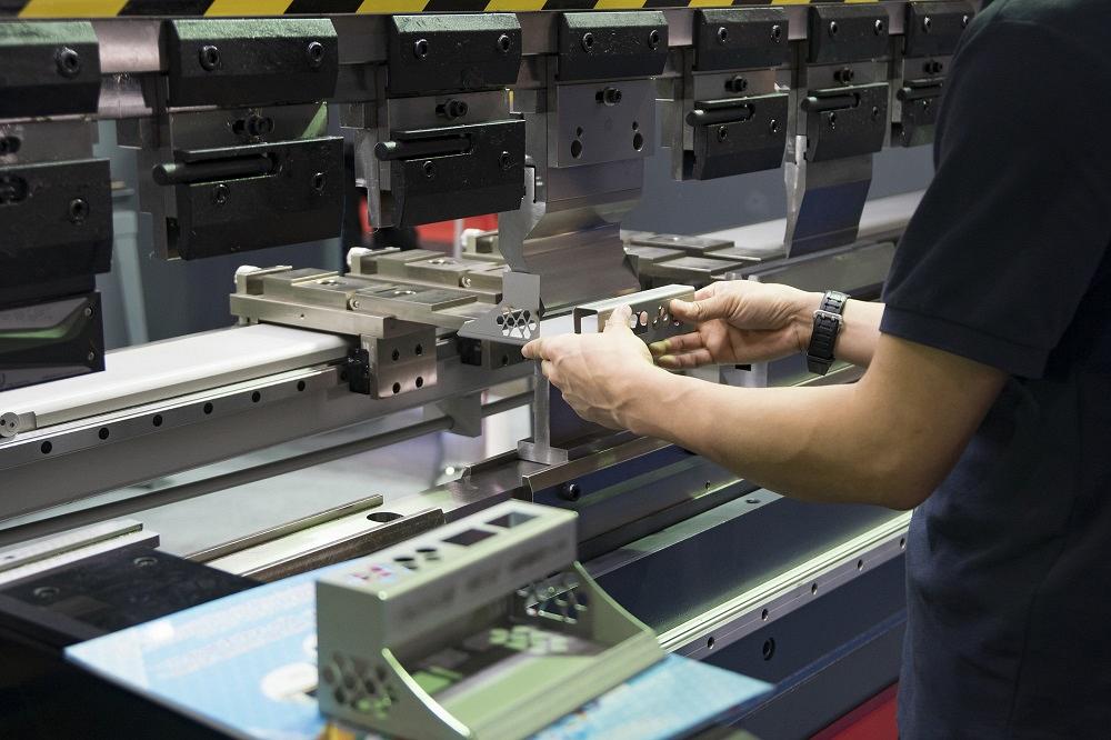 How a fab shop can develop a sheet metal bending champion