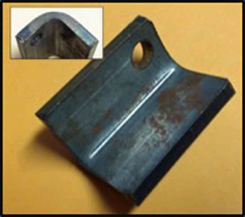 Thành phần kim loại uốn cong sắc nét.