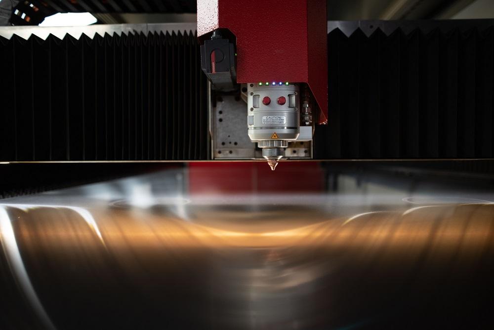 How to choose the right power of fiber laser cutter for different thickness  metal