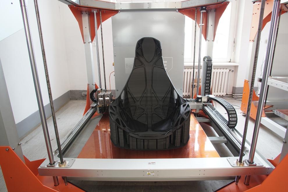 destillation løst fure Large-format 3D printers eliminate 'stitching' parts together