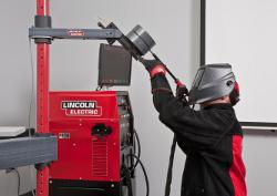 Lincoln Electric's virtual reality welding system wins international innovation award - TheFabricator.com