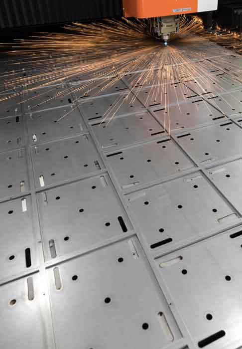 sự cắt bằng tia laser