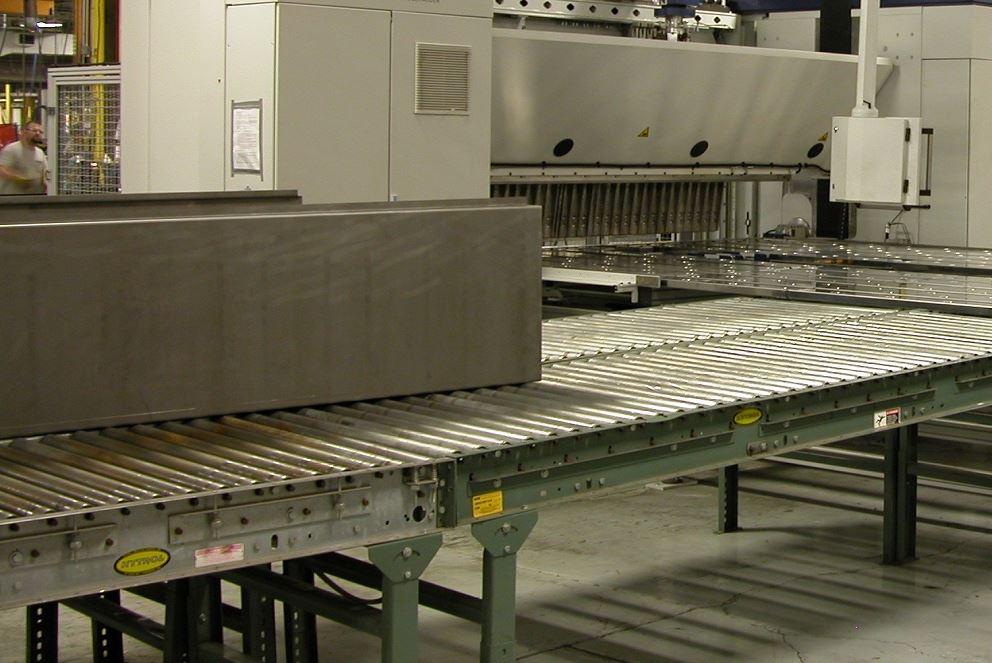 Metal folder conveyor technology