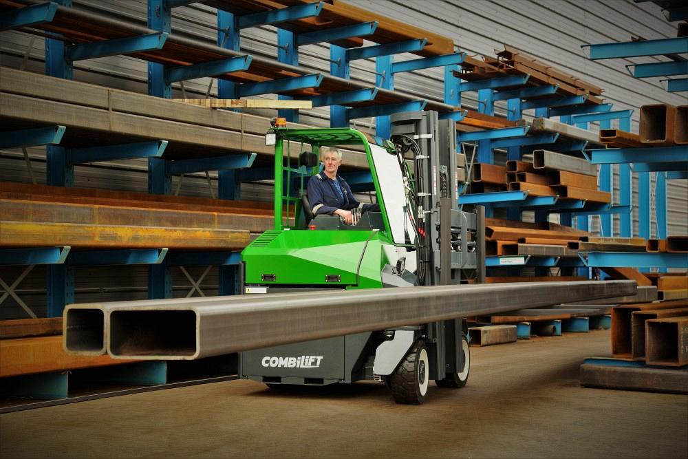 Pipe Rack Module Offloading Using Forklift Rethinking material handling for tube, pipe, profile