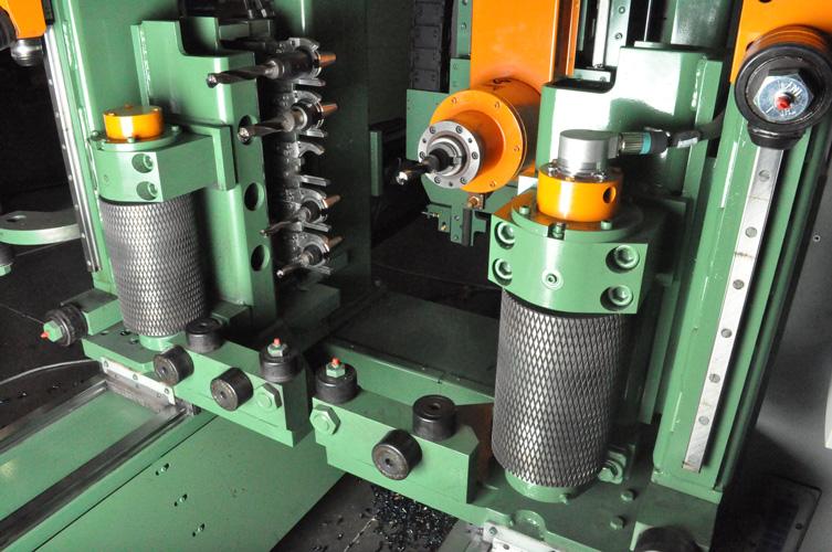  three-spindle drilling system