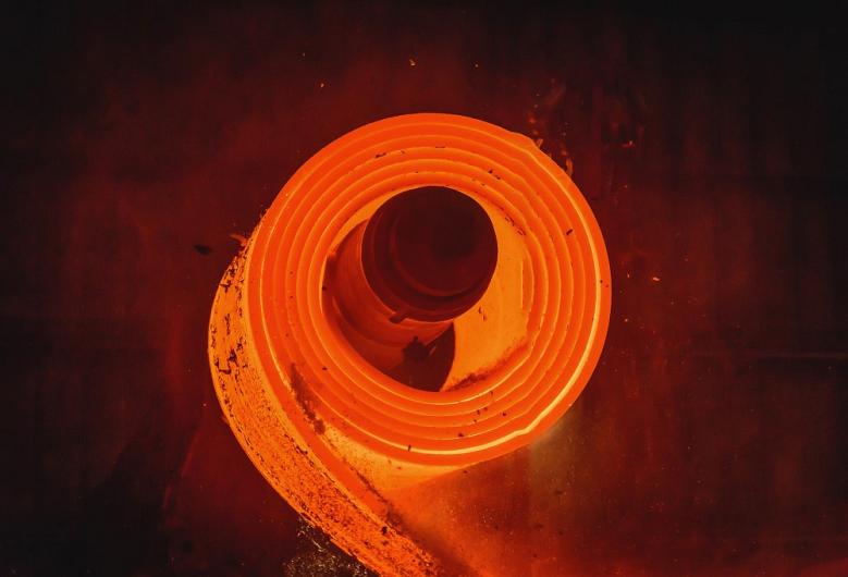 Hot-rolled steel process in steel industry