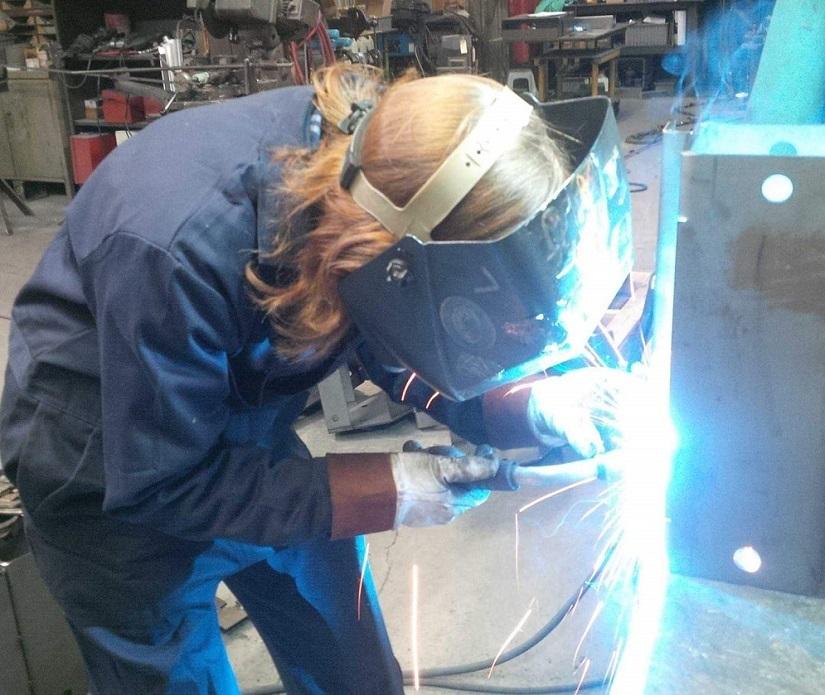 Jennifer-Harrell welder Still-Building-America women-who-weld