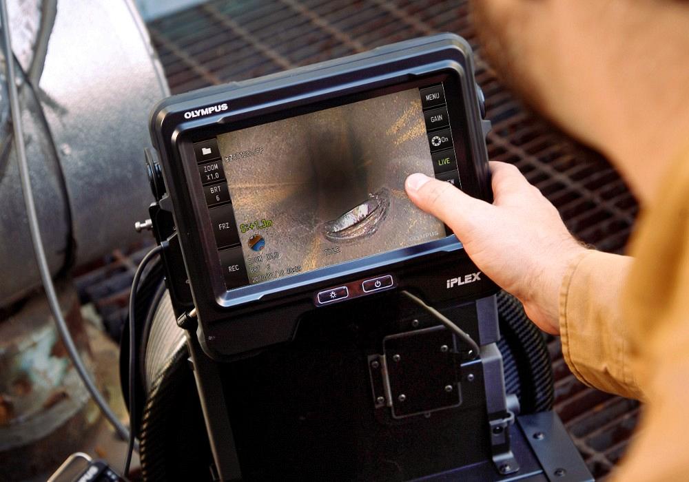 Using videoscope technology to inspect a metal pipe