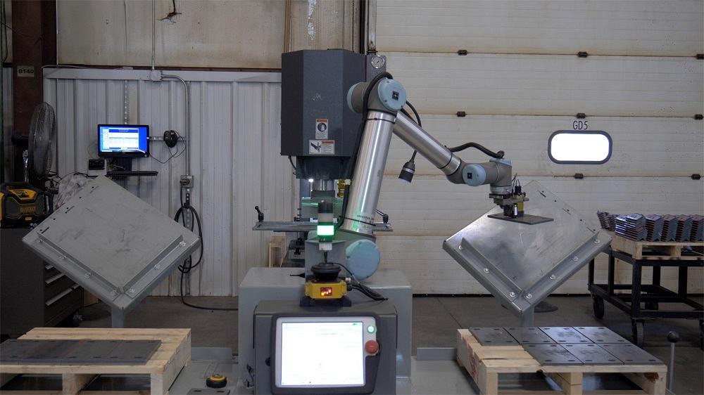 cobot automation in sheet metal forming