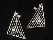 White and yellow gold earrings