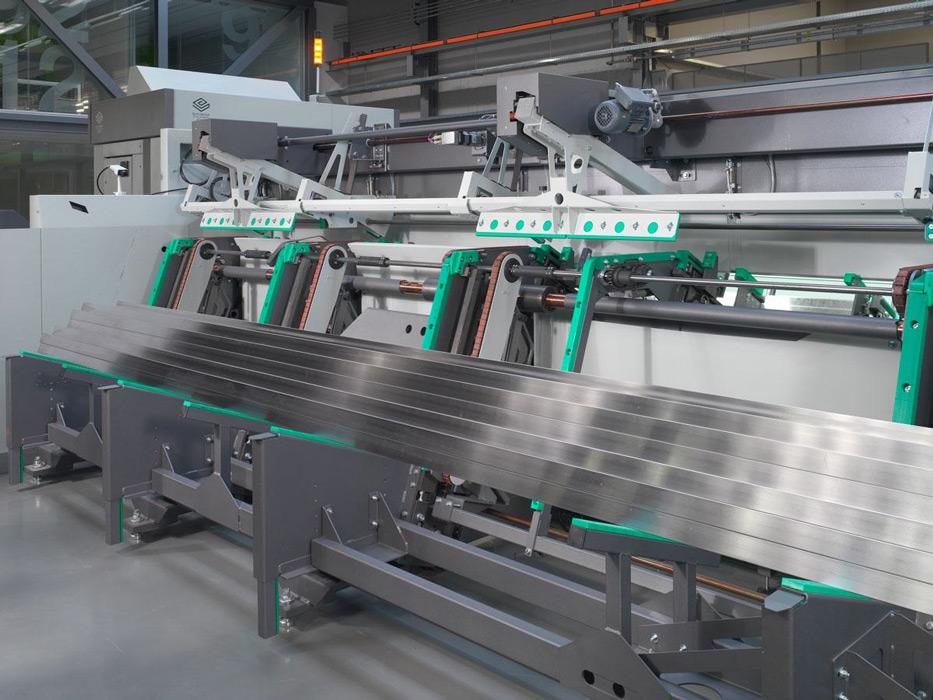 info-933-700 tube laser cutting machines