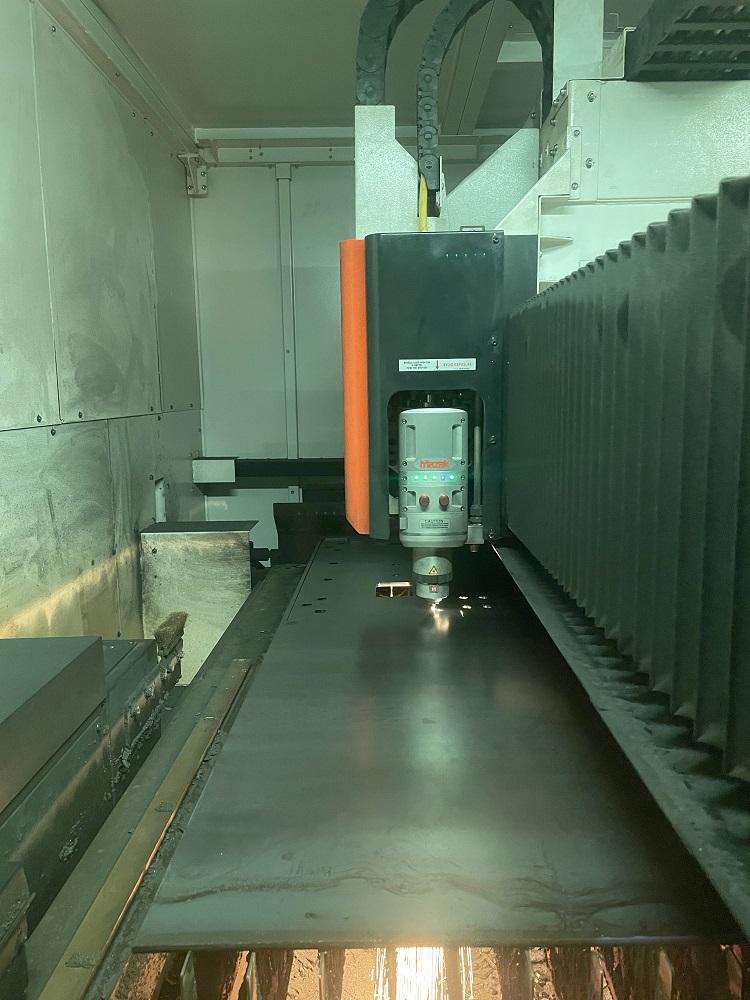 laser cutting machine in a metal fabrication shop