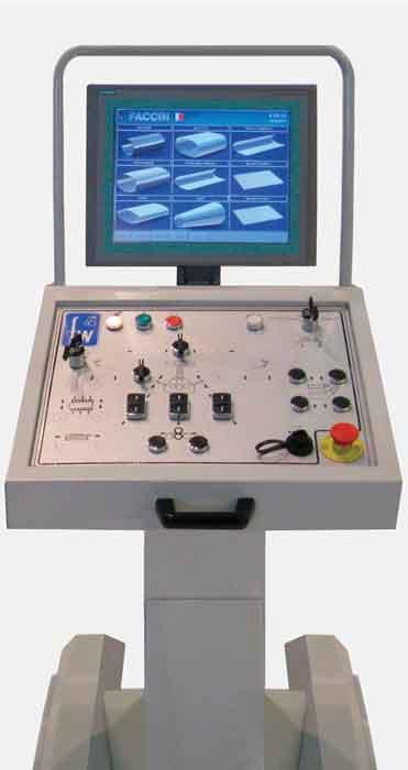 Vận hành cuộn uốn tấm CNC